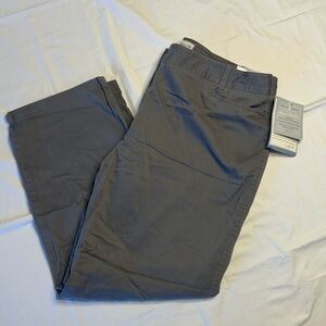 NWT Jaclyn Smith pants. Size 12